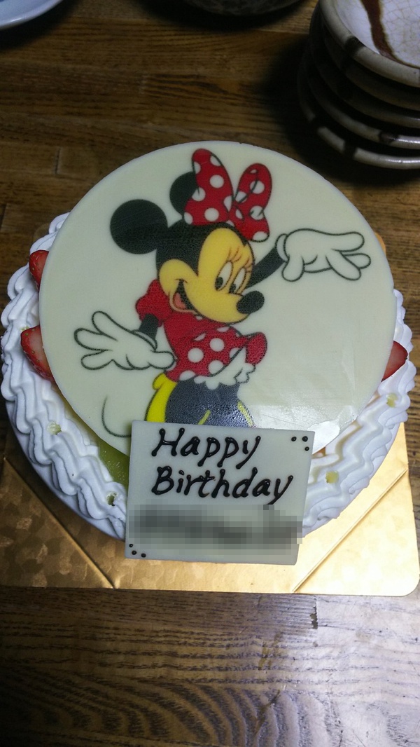 【スポンジふわふわ】今年の子どものHappy Birthday！ケーキは！？
