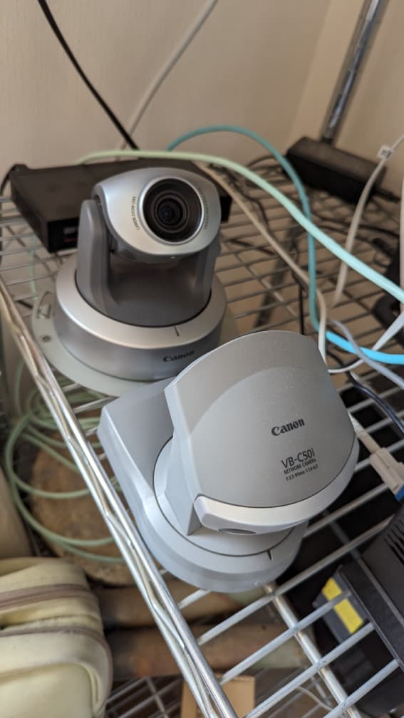 Canon製VB-C50iとVB-C300